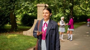 Maxton Hall: Un mundo entre nosotros 2x1