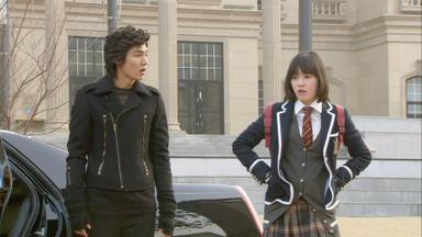 Los chicos son mejores que las flores 1x11