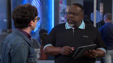 The Neighborhood 7x15