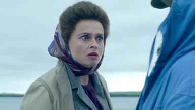 The Crown 4x7
