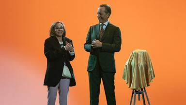 Desde otro lugar 1x3