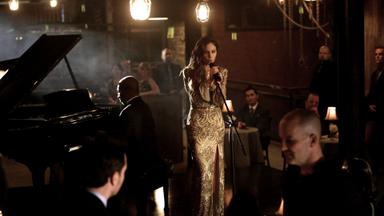 Wynonna Earp 2x4