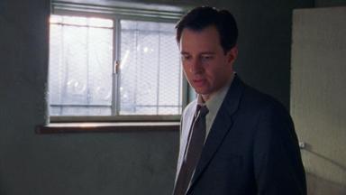 The Shield: Al margen de la ley 1x10