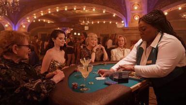 Solo asesinatos en el edificio 5x8