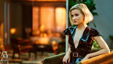 The Girlfriend Experience 3x4