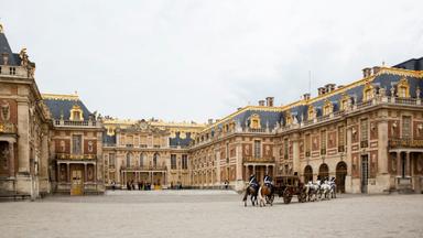 Versailles 3x8