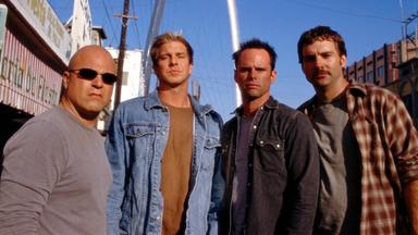 The Shield: Al margen de la ley 2x1