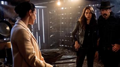 Wynonna Earp 3x5