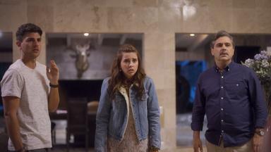 Madre solo hay dos 1x7