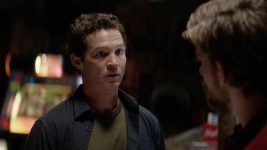 Animal Kingdom 3x7