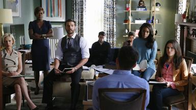 Cómo defender a un asesino 1x3