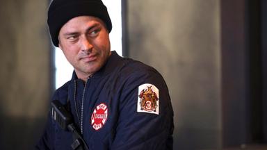 Chicago Fire 10x15