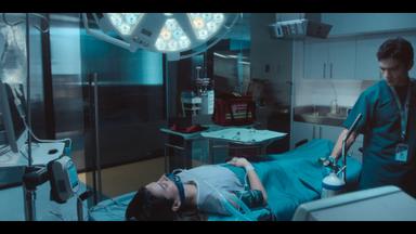 En Coma 1x13