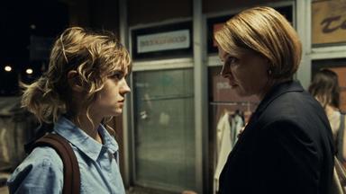 City of Blood 1x3