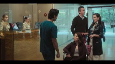 En Coma 1x18